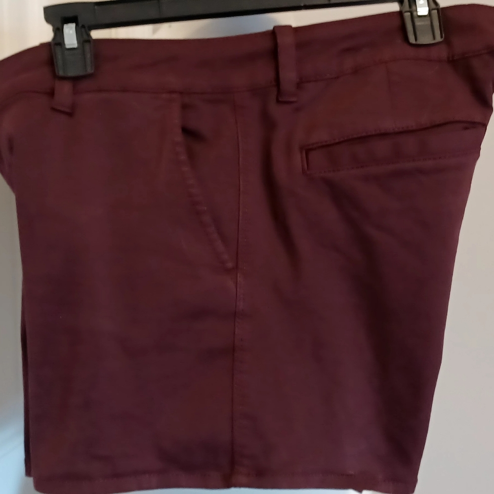 American Eagle AEO Twill Super Stretch Midi Low Rise Shorts Sz 12 (Best fit Ever